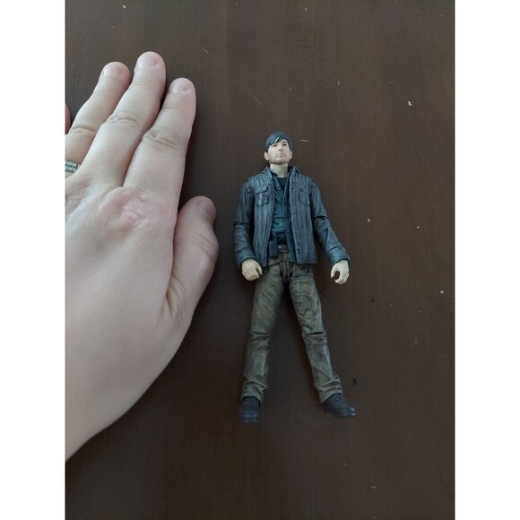 McFarlane Toys The Walking Dead Gareth 5" Action Figure Series 7 Figurine - Picture 5 of 7